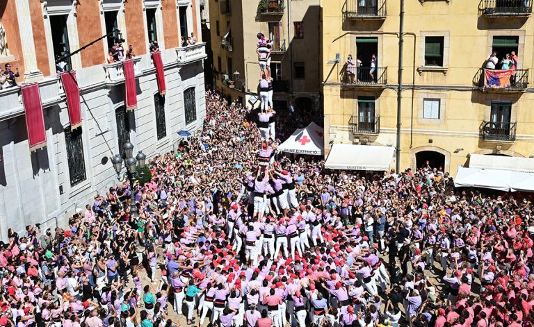 Plantejaments de màxims al primer diumenge de Festes