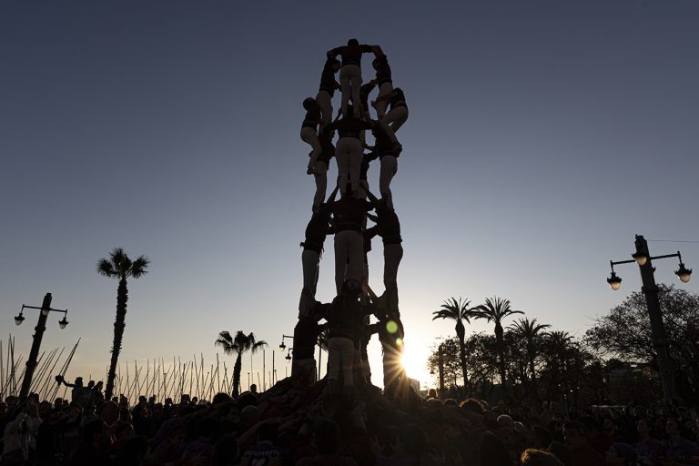 Arriben els castells de 8, però a ritme més lent