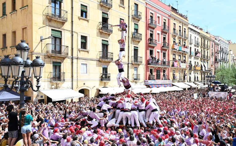 Més lesions de canalla en castells que en futbol, però de menys gravetat