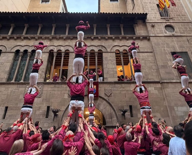 Un o més castells de 9