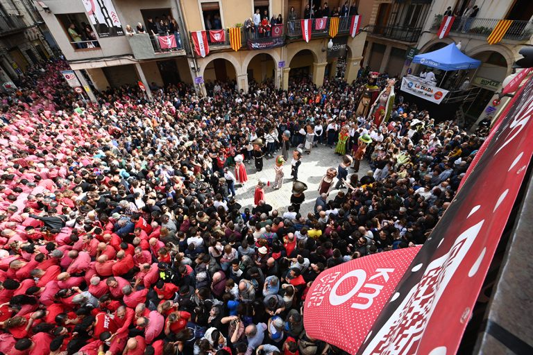 Ambaixadors dels Xiquets de Valls, cònsuls del món casteller