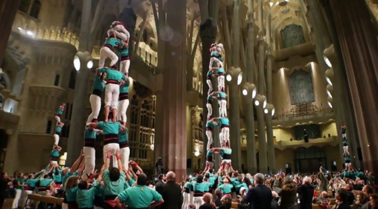 Els castells tornen a l’interior de la Sagrada Família